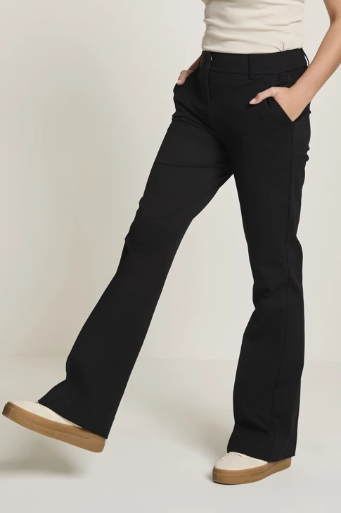 PARAMI NOOR Damenhose schwarz