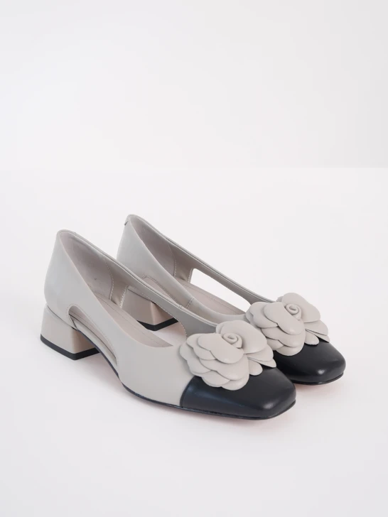 EPICA Damen Pumps grau mit Zierblume