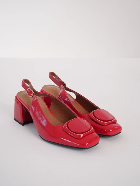 EPICA Damen-Pumps in Rot mit Fersenriemen und dekorativem Detail