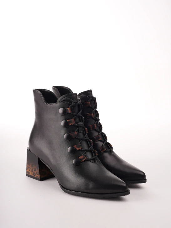 EPICA Damen-Stiefeletten aus schwarzem Leder