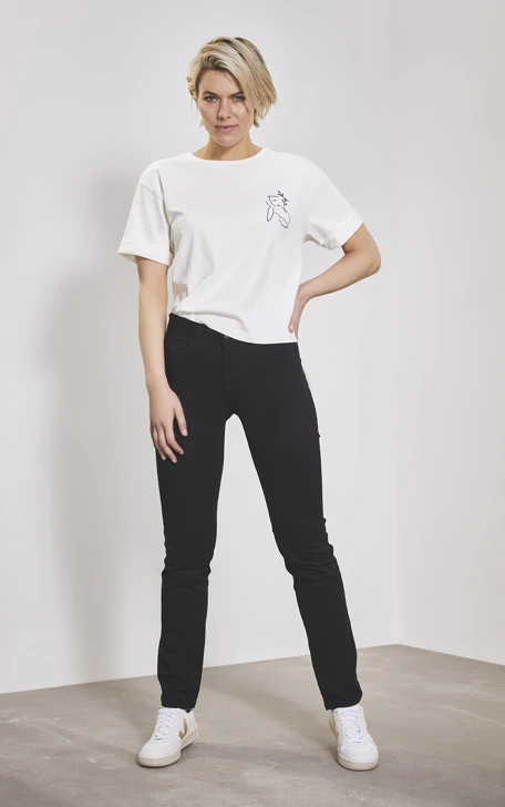 Parami-Hose Angela