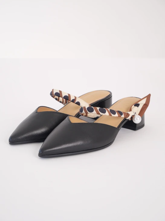 EPICA Damen Pumps schwarz mit Fesselriemen