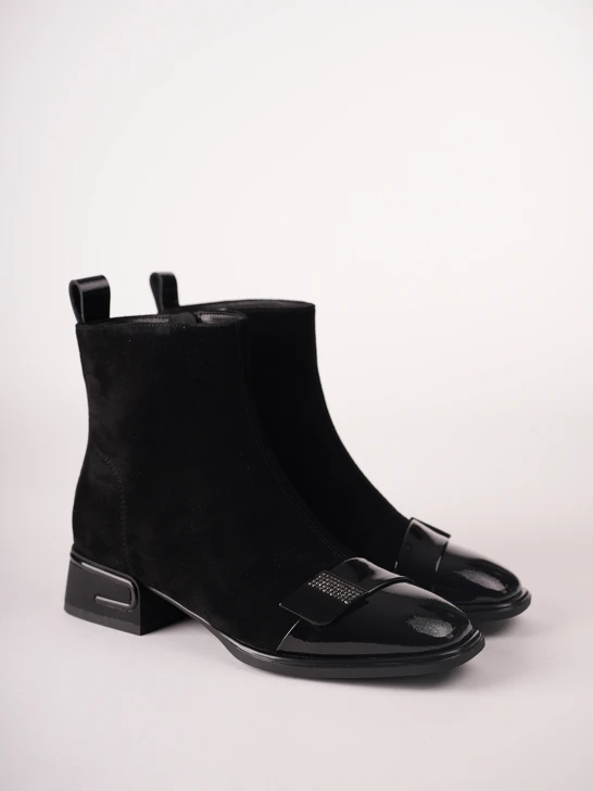EPICA Damen-Stiefeletten aus schwarzem Wildleder