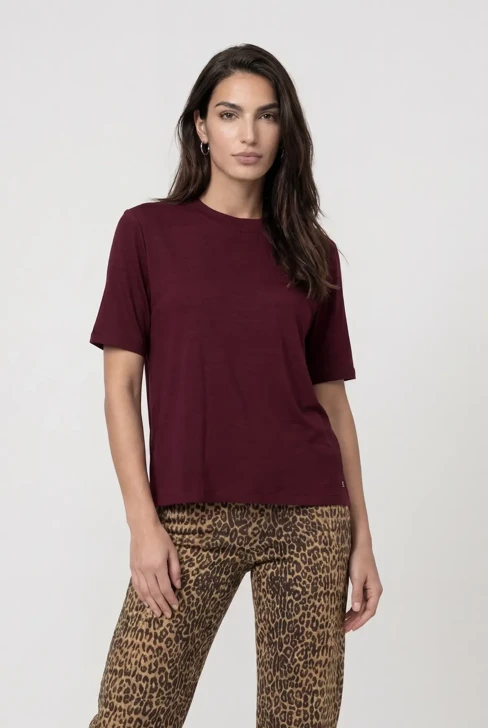 MONARI LEO & BORDEAUX Damen-T-Shirt in Bordeauxrot