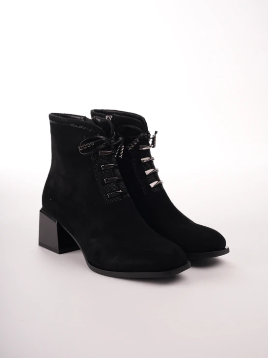 EPICA Damen-Stiefeletten aus schwarzem Wildleder